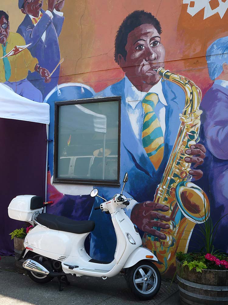 More Vancouver Urban Sax Art The Bassic Sax Blog