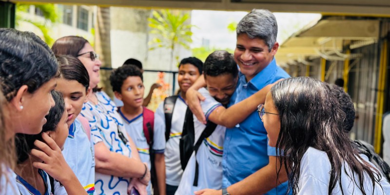 Vídeo de Renato Antunes em escola atinge quase 1 milhão de visualizações no Instagram
