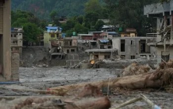 Korban tewas banjir Nepal-China naik jadi 478 orang, lebih dari 1.200 hilang