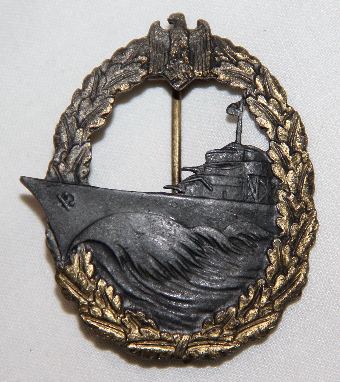 Q006. WWII KRIEGSMARINE DESTROYER WAR BADGE
