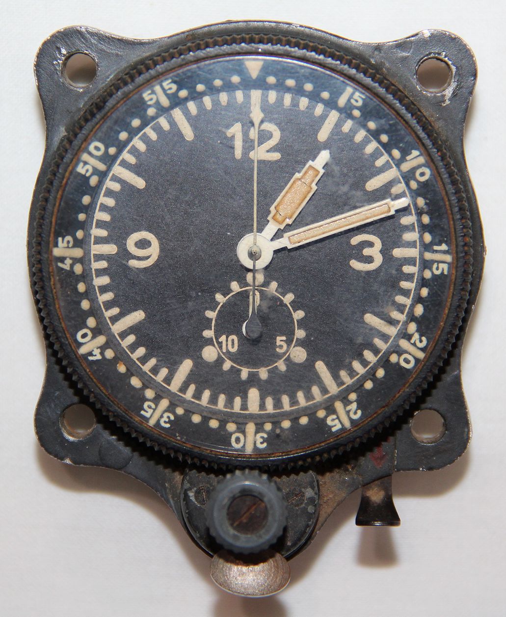 M017. WWII GERMAN JUNGHANS J30BZ CHRONOGRAPH AIRCRAFT CLOCK - B