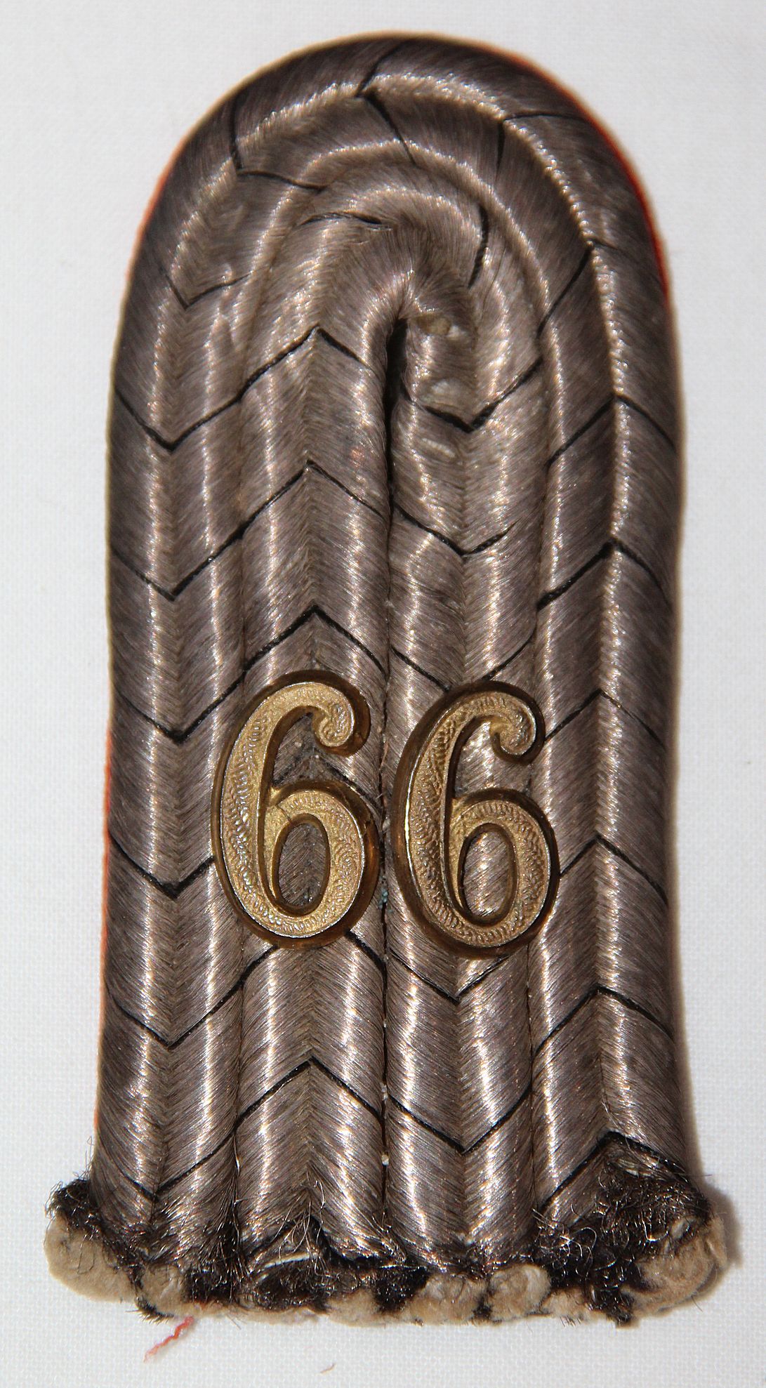B358. WWI GERMAN 2ND LIEUTENANT 66TH ARTILLERY SHOULDER BOARD - B