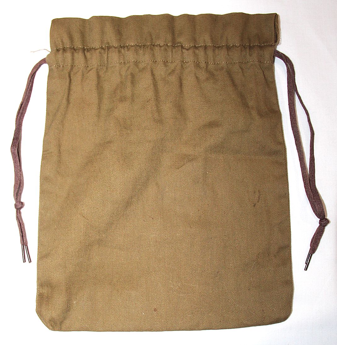 B413. WWI RED CROSS DITTY BAG - B & B Militaria