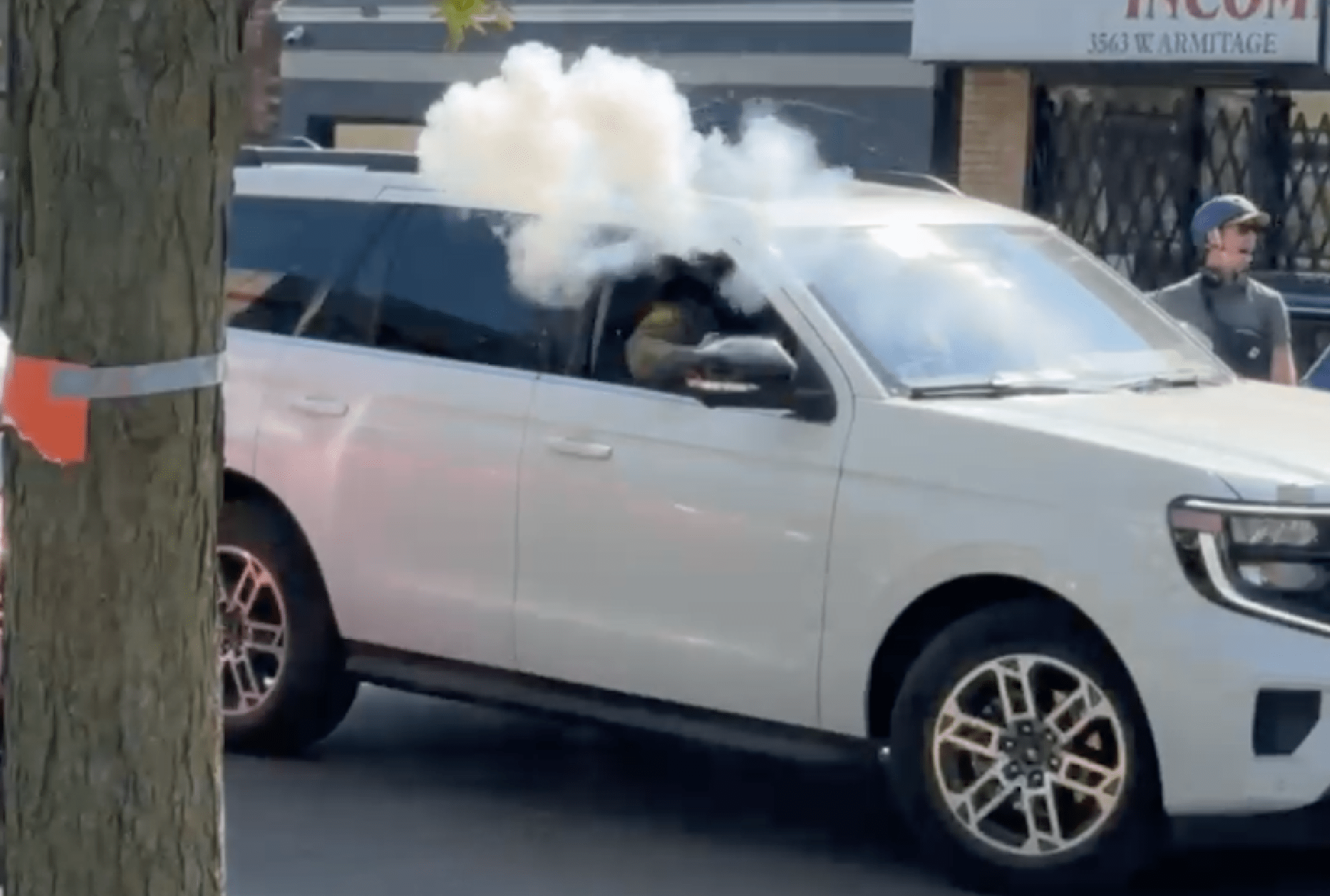 ICE Agents Throw Smoke Bomb on Chicago Street - Family and Shoppers Flee (2025)