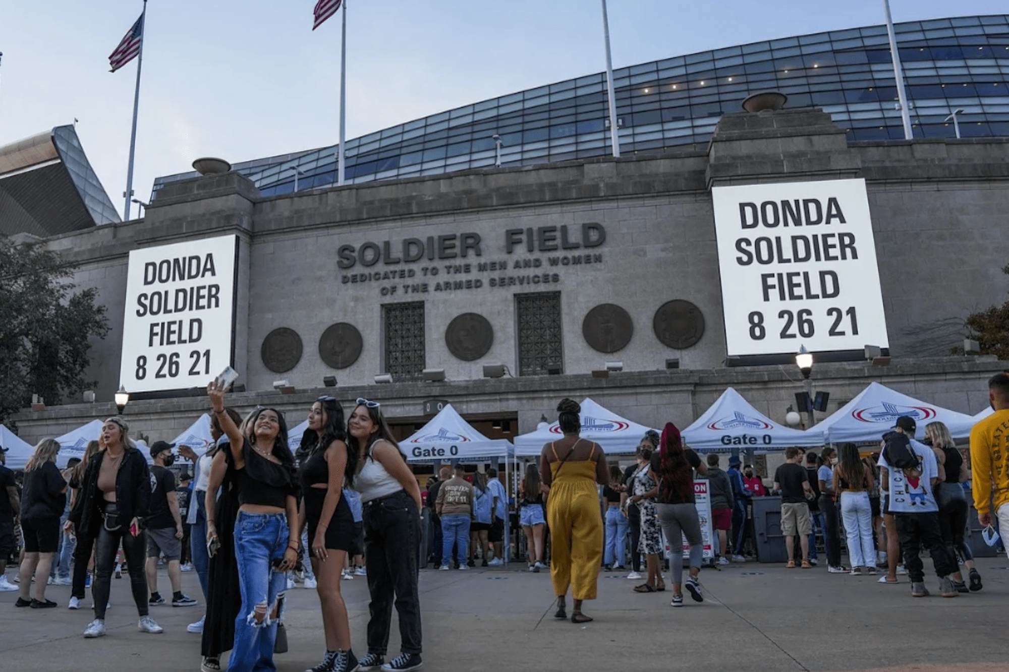 Kanye West's EPIC Return to Chicago! Soldier Field Concerts & What to Expect! (2026)