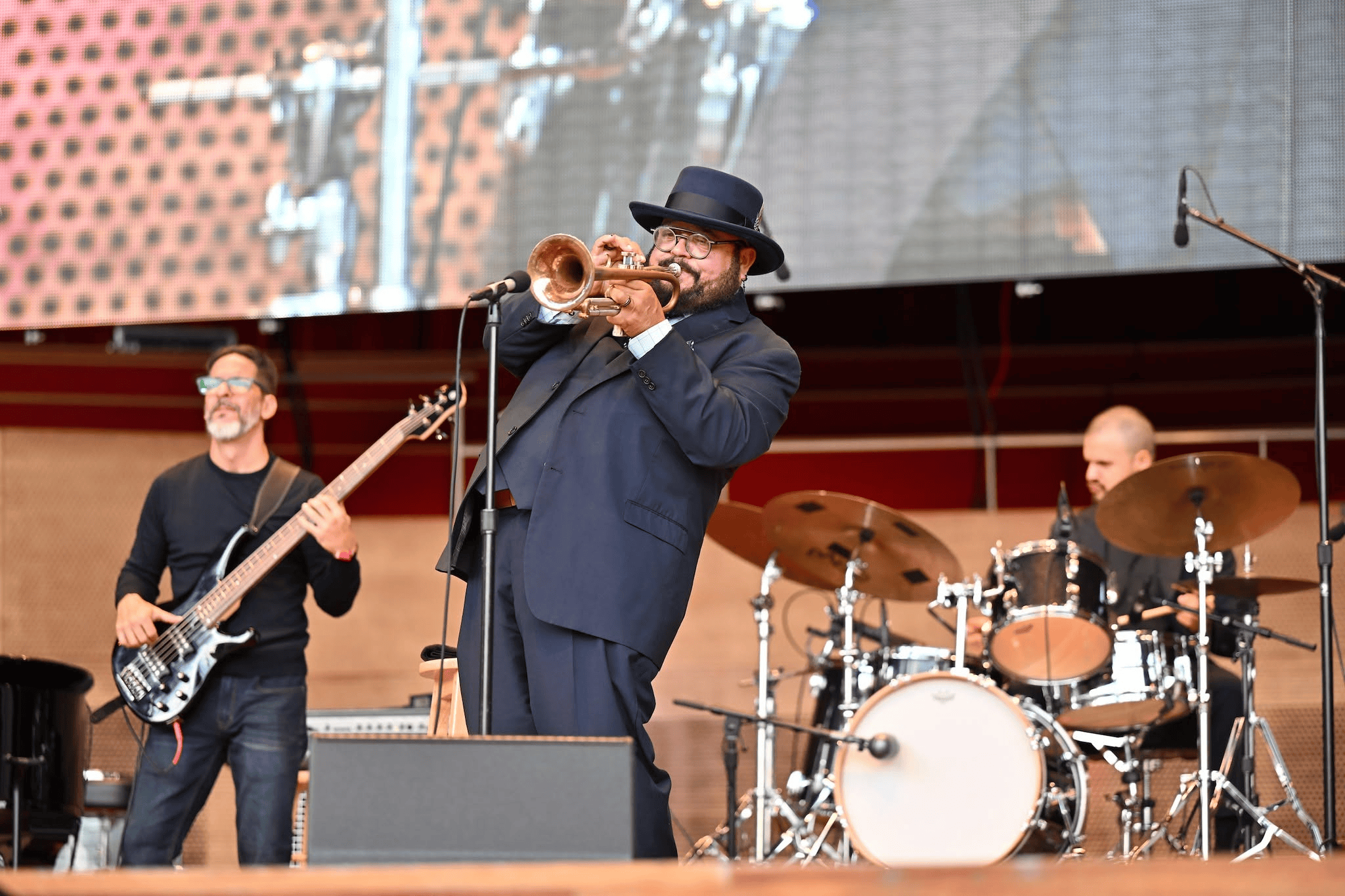 26 Things To Do In Chicago This Weekend: Bike The Drive, African Festival Of The Arts And More