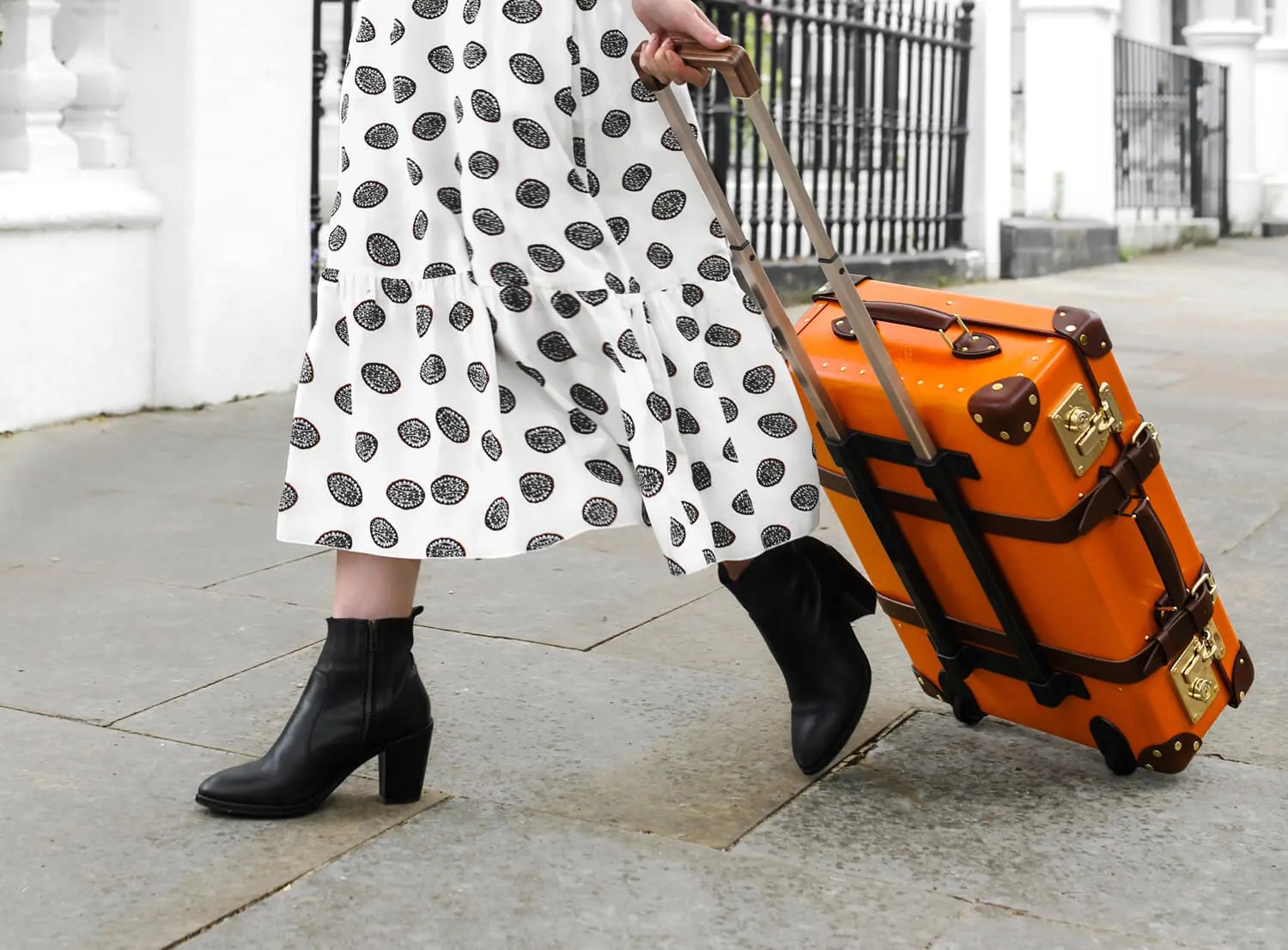 イギリスを旅する”をテーマにした、グローブ・トロッターと東京