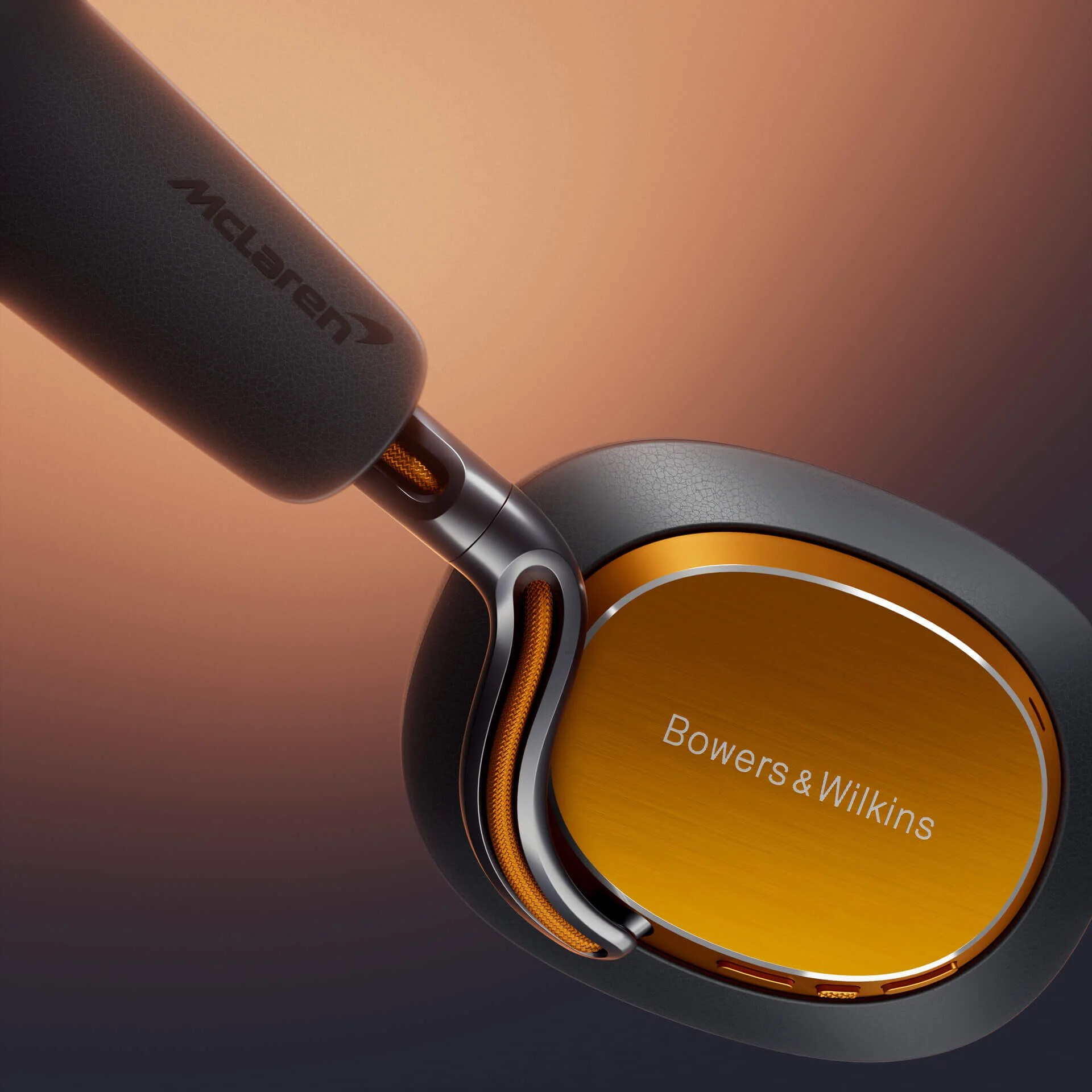 Bowers & Wilkins「Px8 S2 McLaren Edition」が発売、栄えある英国