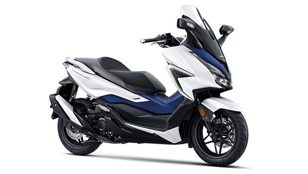Spesifikasi Dan Harga Yamaha Aerox 155 2018 Ada 7 Warna Baru Dari Tipe Standar R Se Dan S Bmspeed7 