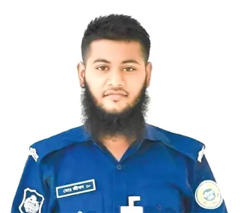 একজন মানবিক পুলিশ সদস্য জীবন মাহমুদ