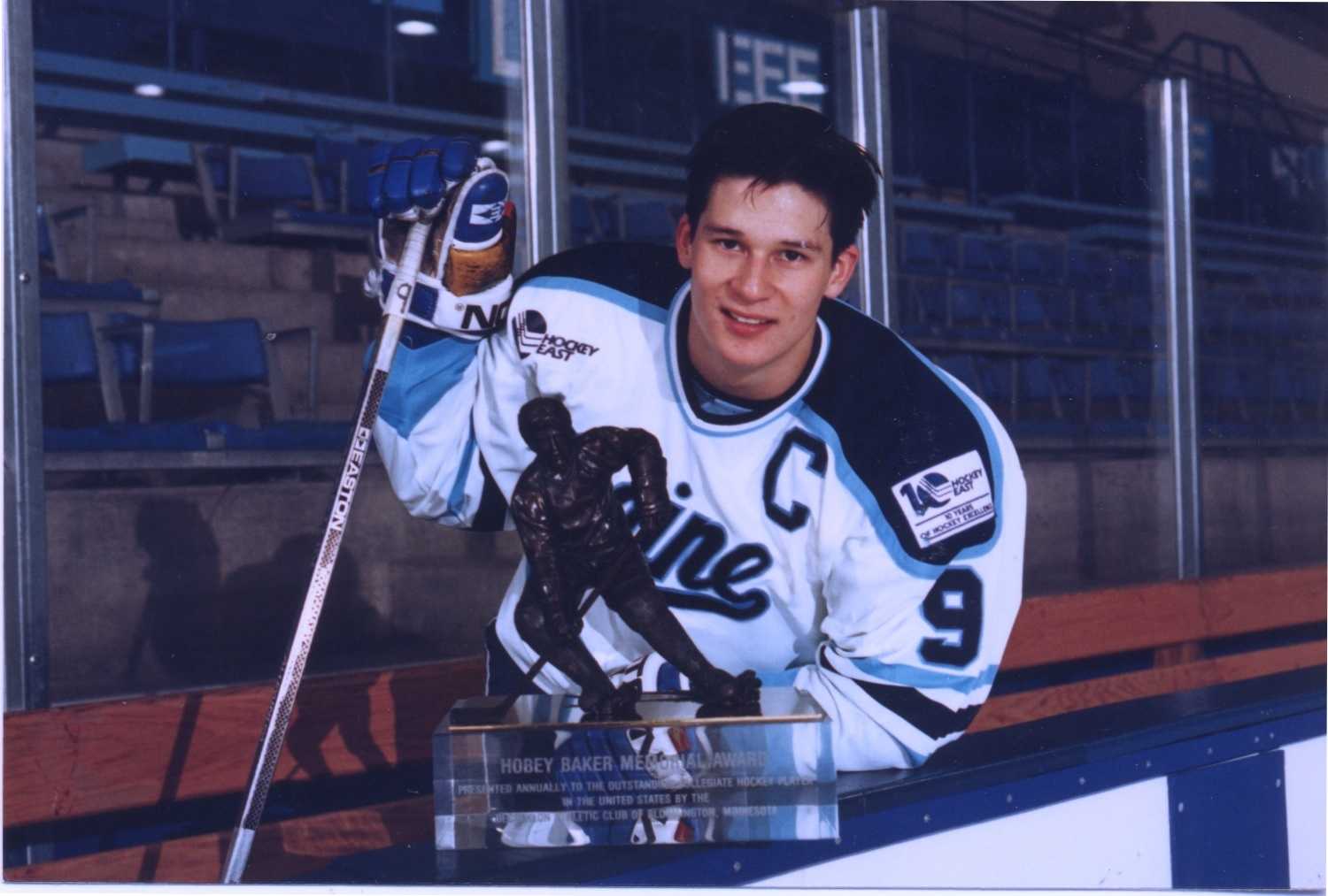 paul kariya maine jersey