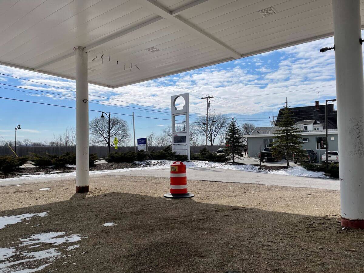 A Waterville retailer wants to open Bangor’s next weed shop at an empty