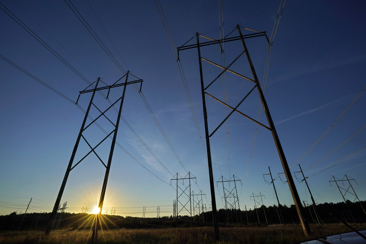 Maine's electricity regulators have approved wireless alternatives for CMP transmission upgrades in the Brunswick-Topsham area.