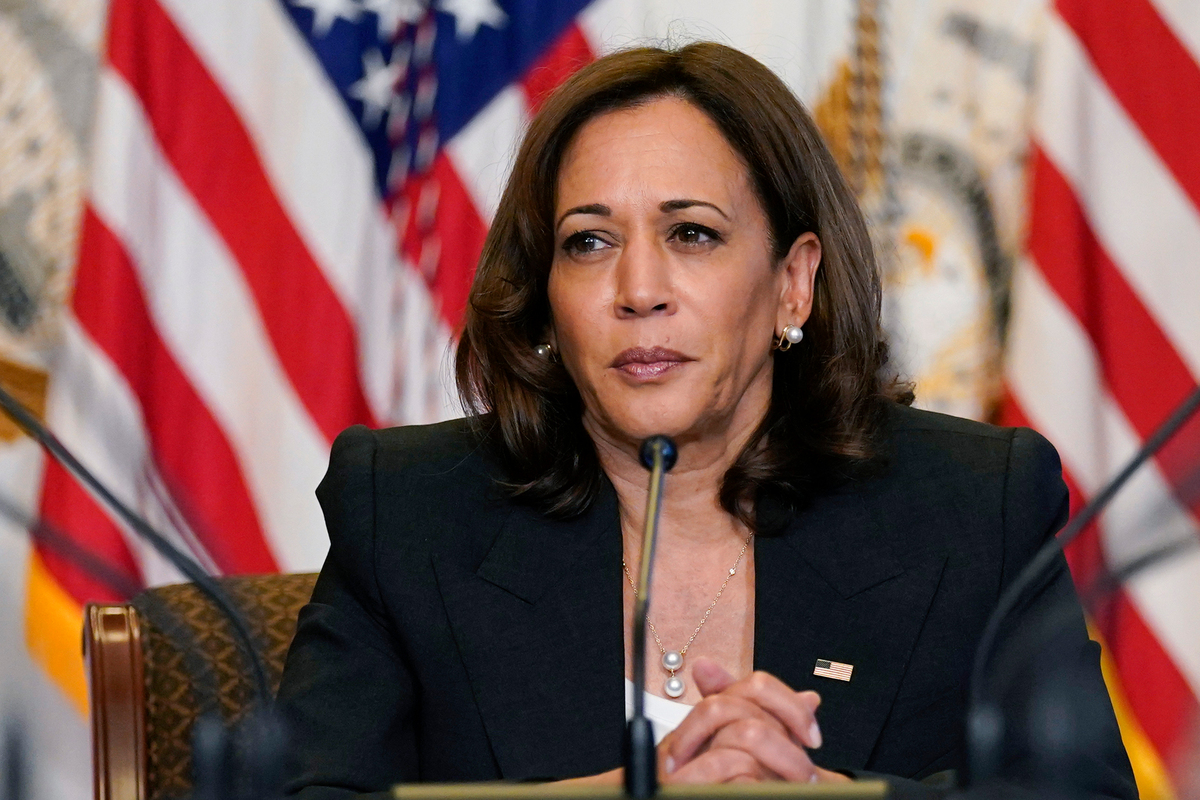 Two busloads of migrants were dropped off outside Kamala Harris' vice presidential residence.