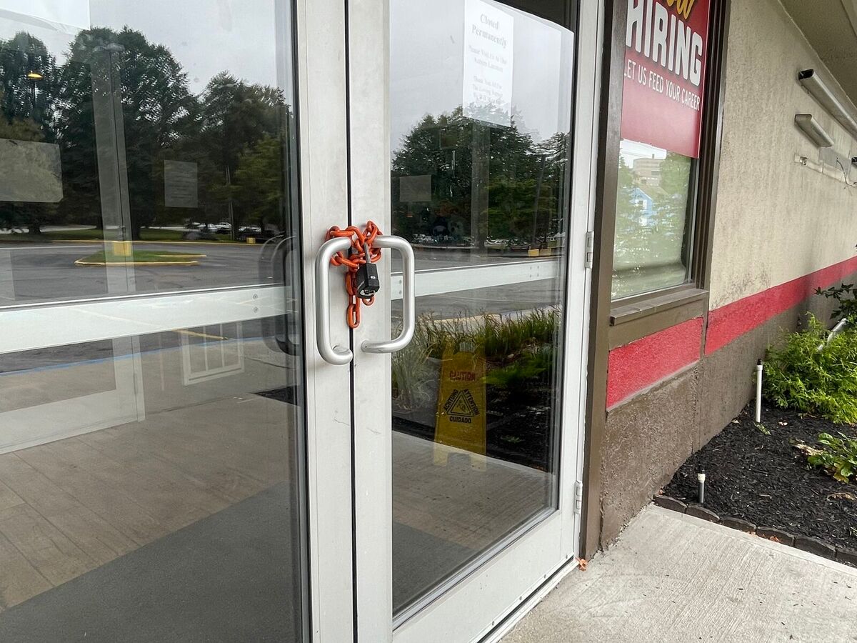 The Portland Denny's has closed.