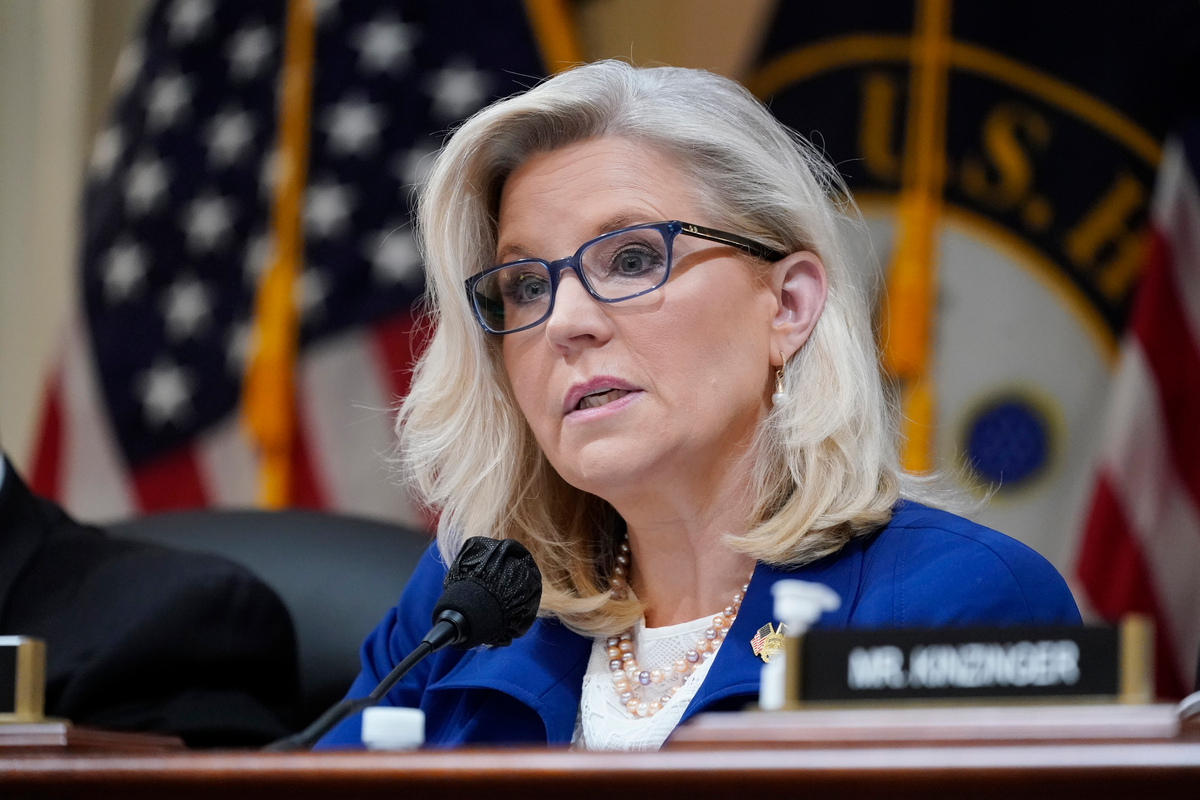 Liz Cheney said Sunday that the House panel investigating the Capitol riot won't have Donald Trump testify live on TV.