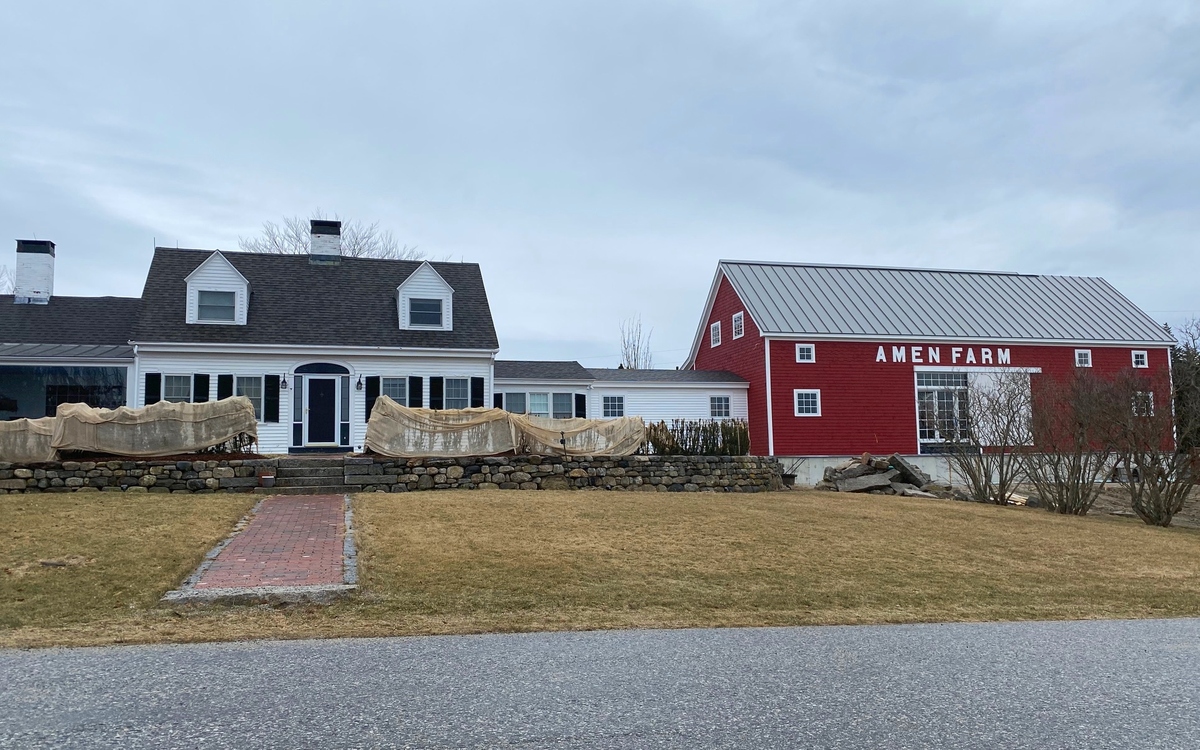 In 1958, Roy Barrette and his wife Helen moved to a rundown farm in Brooklin for a quiet life or simple pleasures. They succeeded in doing just that.