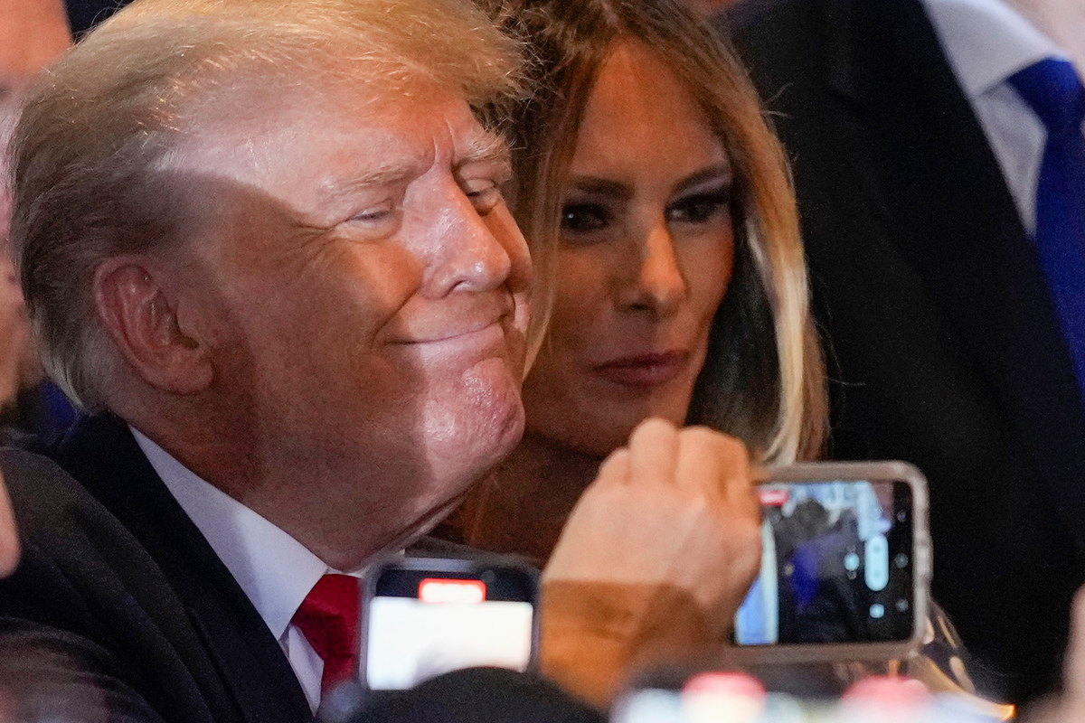 The Trump Organization said the licensing deal is with Saudi developer Dar Al Arakan and includes a golf course, hotel and residential units in Oman.