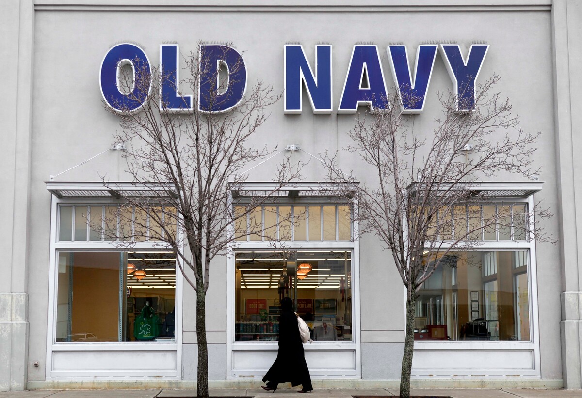 Old Navy will join other national retailers like T.J. Maxx and Tractor Supply and regional supermarket chain Hannaford at JFK Plaza.
