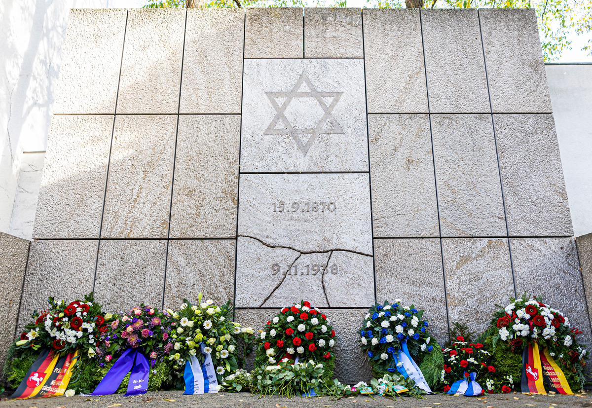 "As the number of Holocaust survivors and citizens of the world who lived through World War II dwindles, it is through stories, objects and memories that the Jewish people’s legacy lives on."