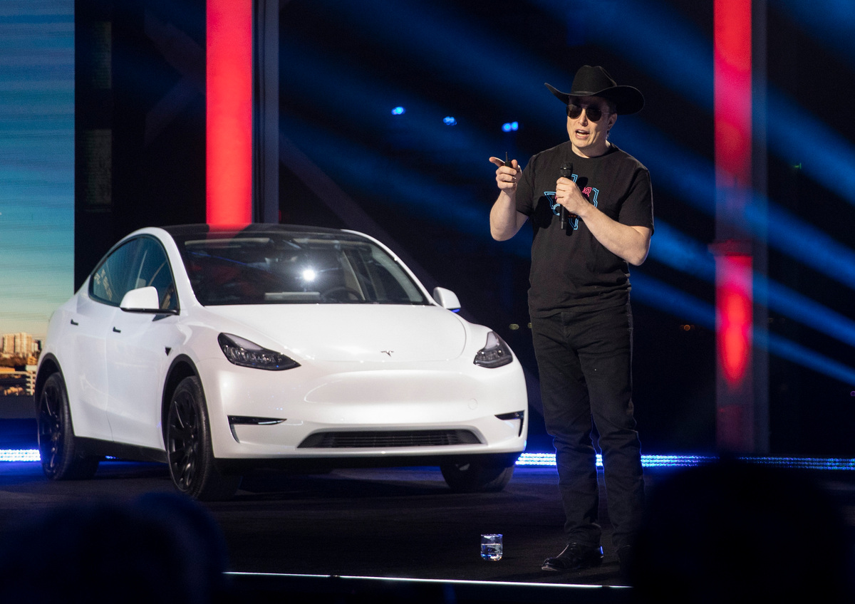 "Because of the recent revelation of Elon Musk’s political views — all of which I abhor — I’m starting to worry about what sort of political statement the Tesla is making."