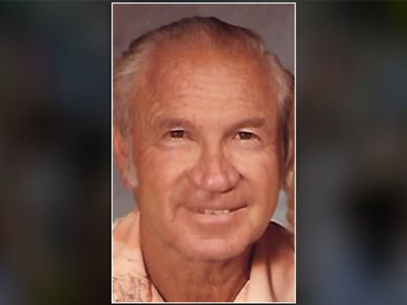 Philip Kahn's partially skeletonized remains were found 27 miles off the Maine coast in the summer of 2000.
