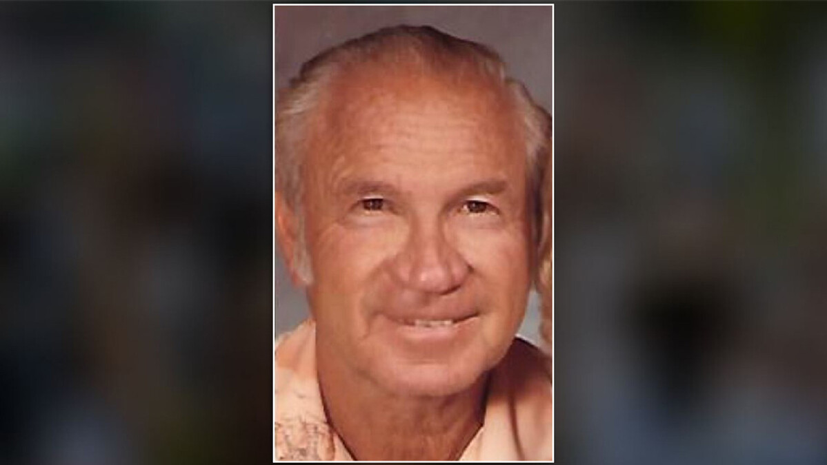 Philip Kahn's partially skeletonized remains were found 27 miles off the Maine coast in the summer of 2000.