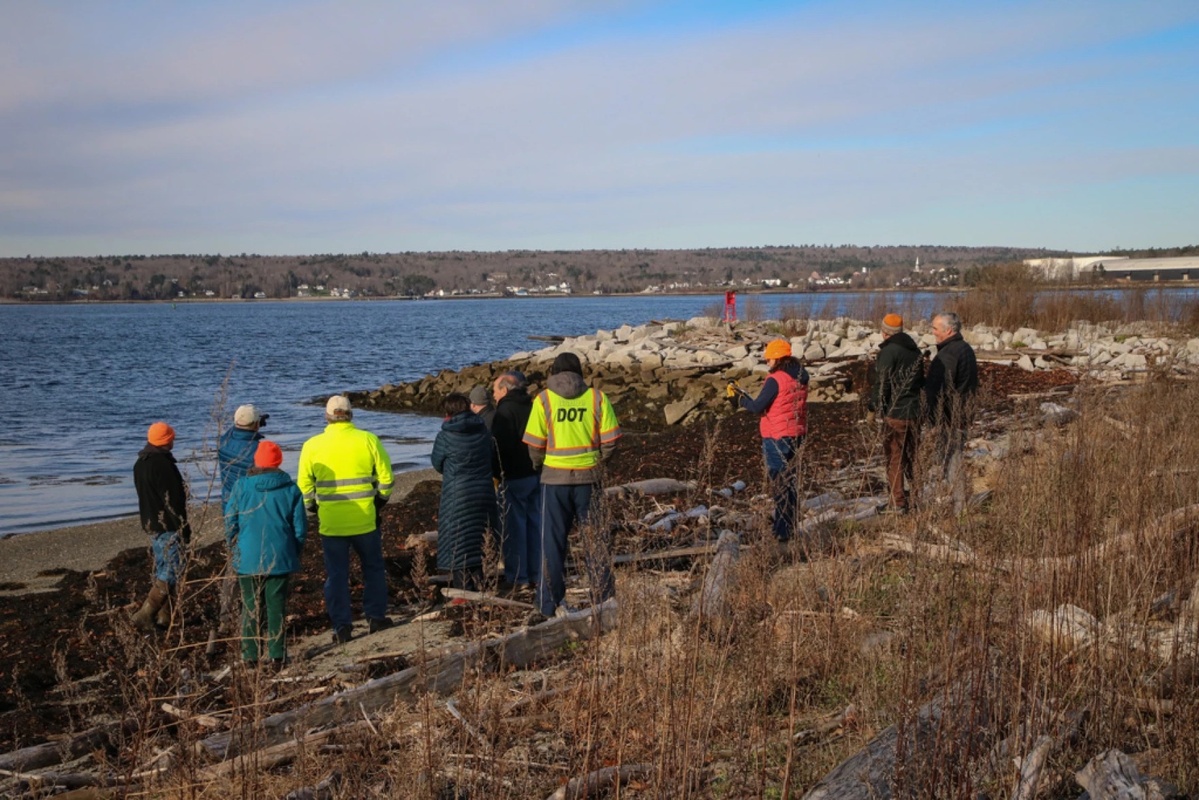 Few places in Maine have a large enough area adjacent to deep water to host such a port like Sears Island.
