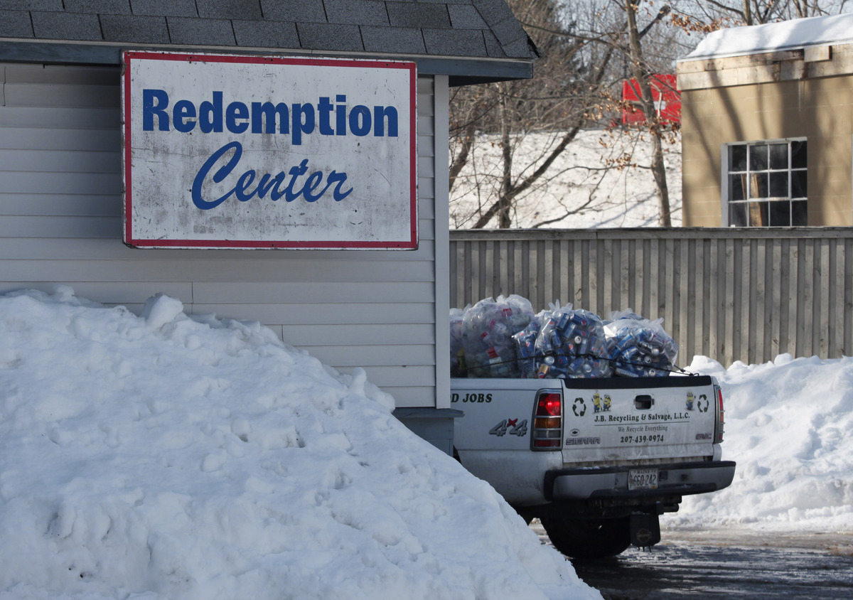 As redemption centers close, Maine seeks to overhaul its bottle deposit law