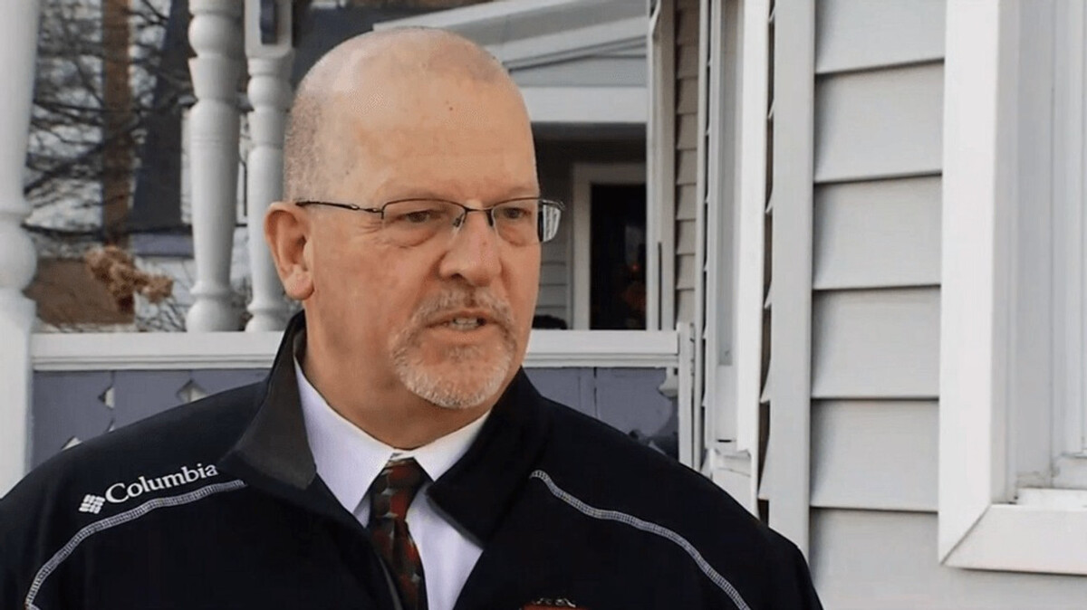 The MSAD 35 employee alleges David Creech became "obsessed" with her, repeatedly said he loved her and visited her home with massage certificates.