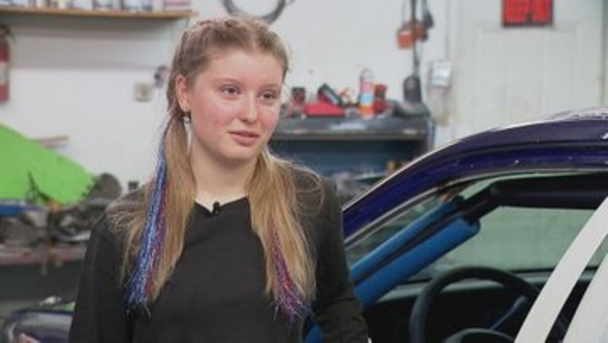 Her father said the adult men Bella Flaherty races at Oxford don't like her for some reason, and they let her know it.