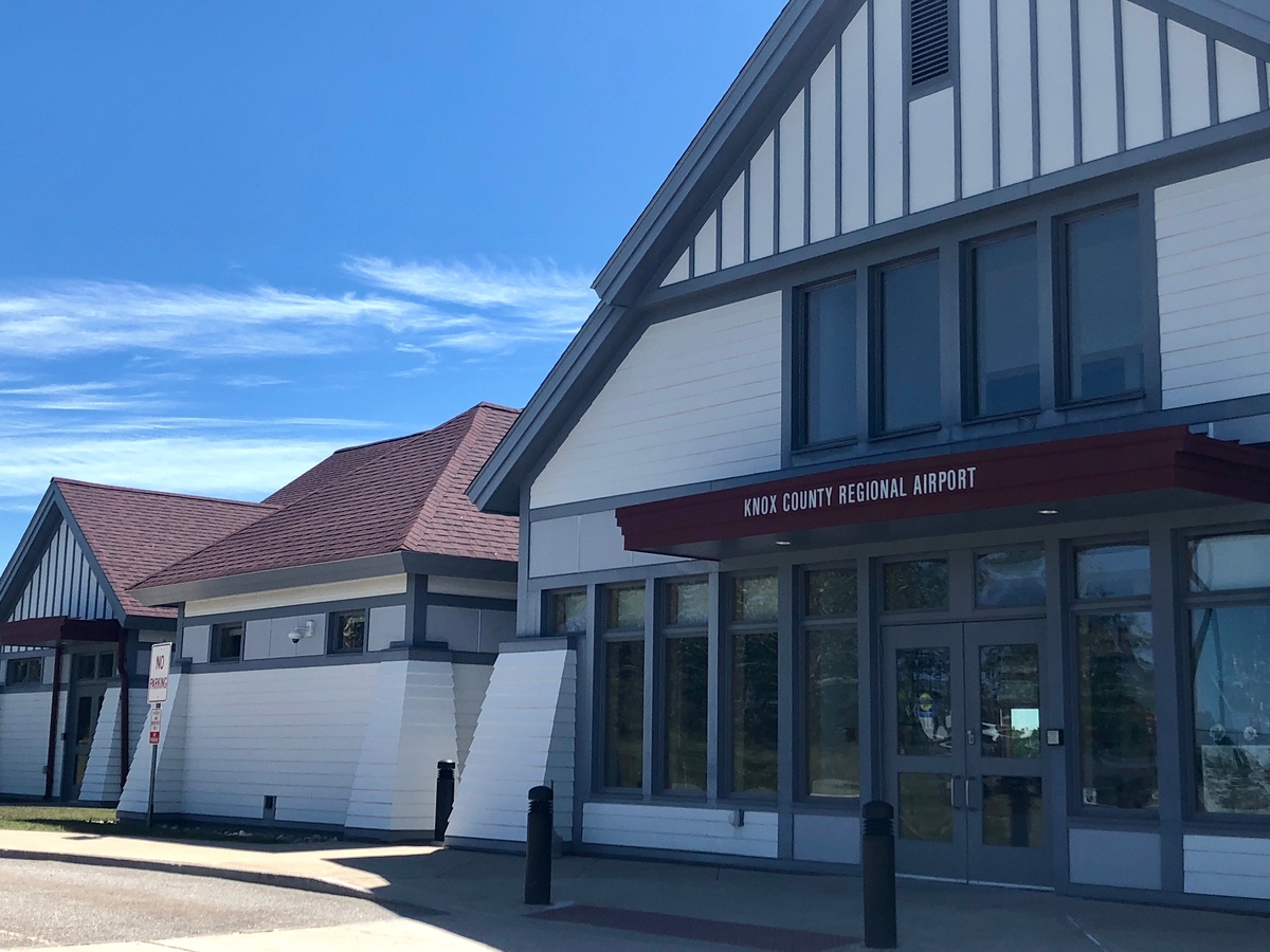 Knox County Regional Airport will be the first Maine airport to get a charging station for electric planes.