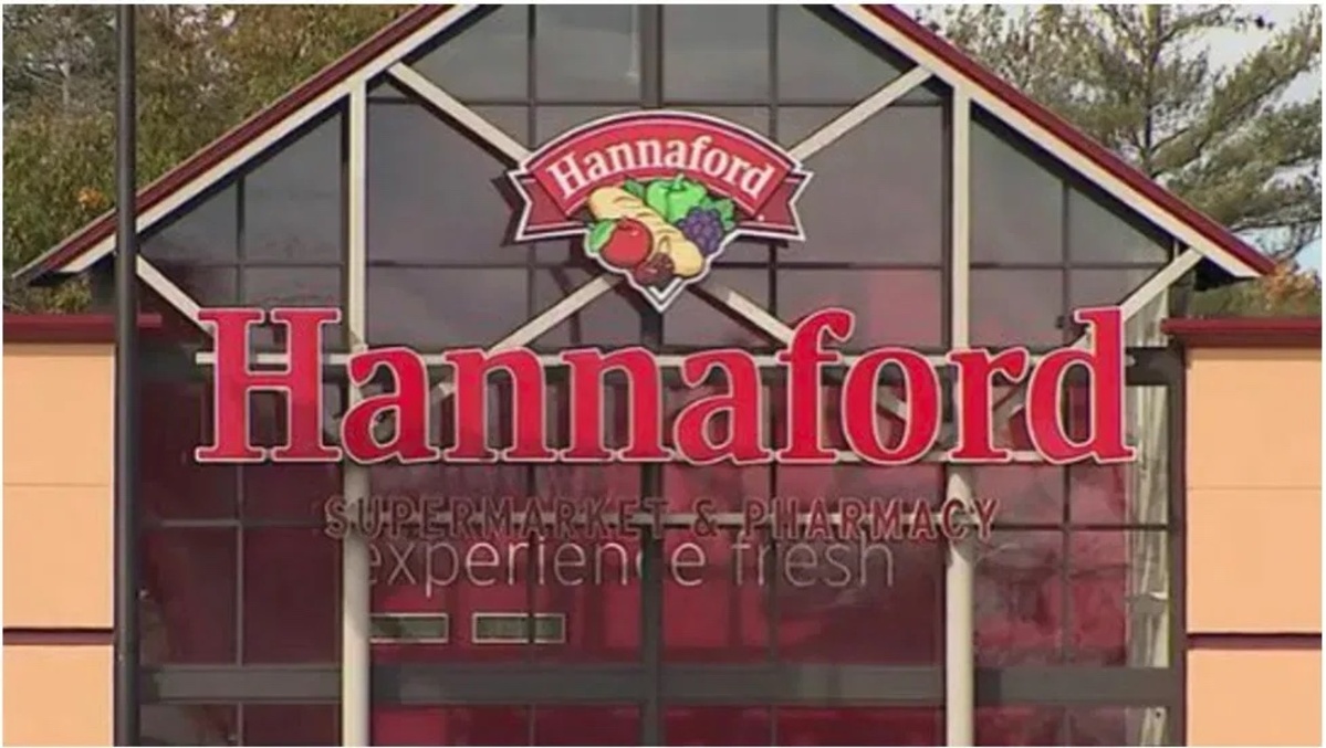 The new 58,000-square-foot store — Hannaford’s second in Scarborough — will open at 7 a.m. Saturday.