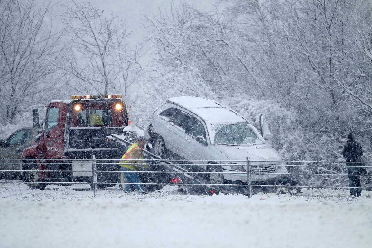 More than 400 people are struck and killed outside disable vehicles nationwide every year by drivers who don't slow down and move over.