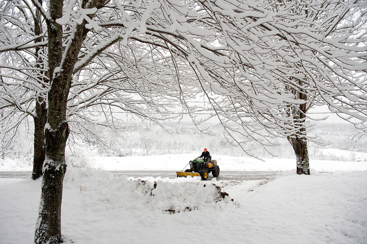 As of now, Greater Portland to the midcoast have the highest likelihood of seeing 6 inches or more of snow from Sunday's storm.
