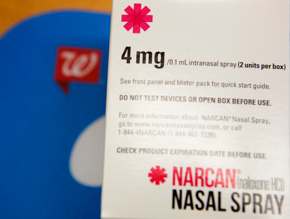 A new Maine law requires police to carry Narcan.