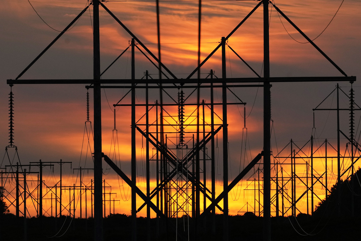 Regulators reject settlement with electricity provider that overcharged Mainers