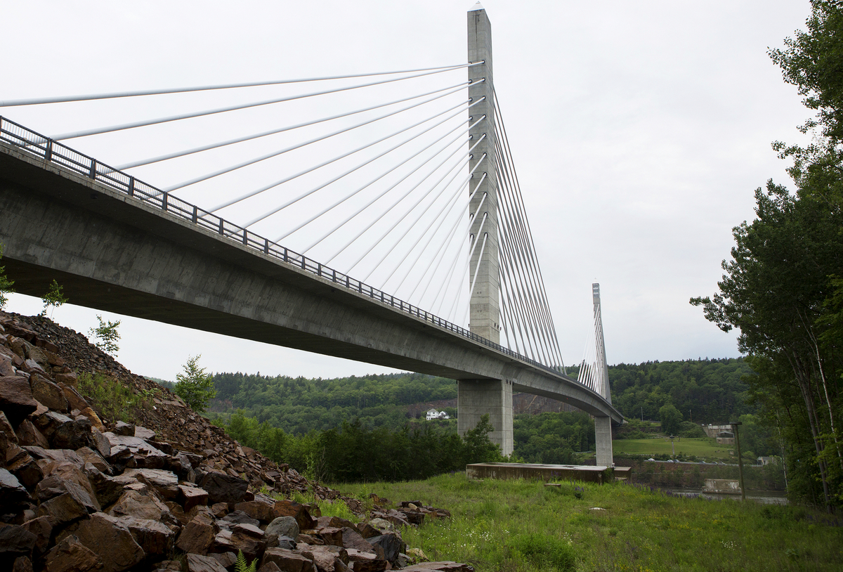 Penobscot Narrows Bridge suicide barrier won’t be completed until 2025