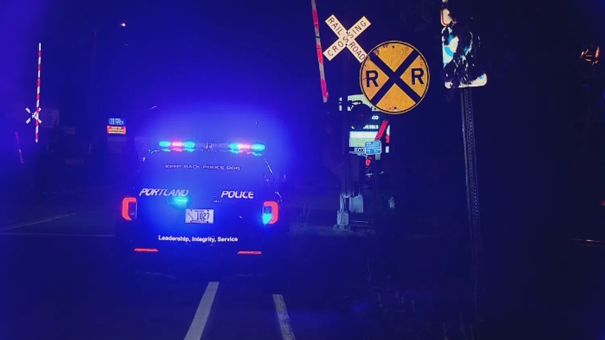 Pedestrian killed by train in Portland