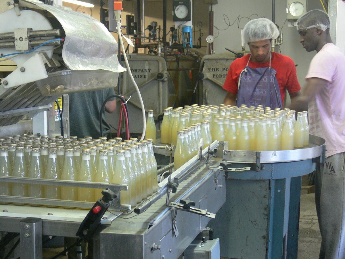 Closure of Maine’s oldest seafood cannery part of an industry shift
