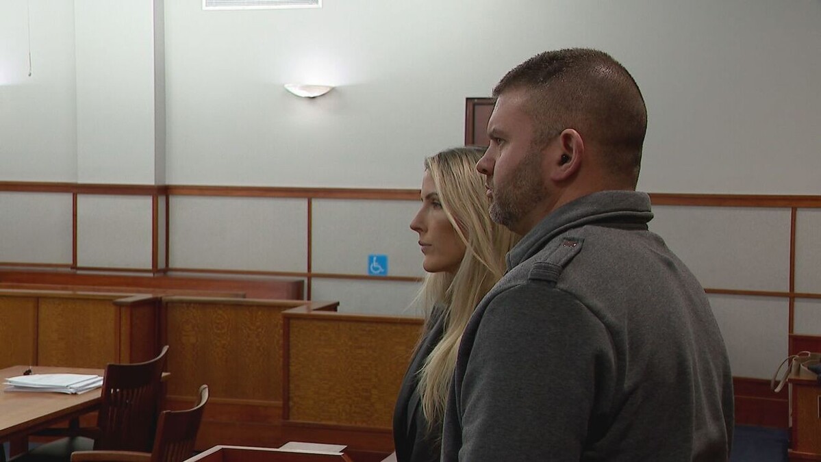 Former Maine deputy pleads not guilty to theft and burglary