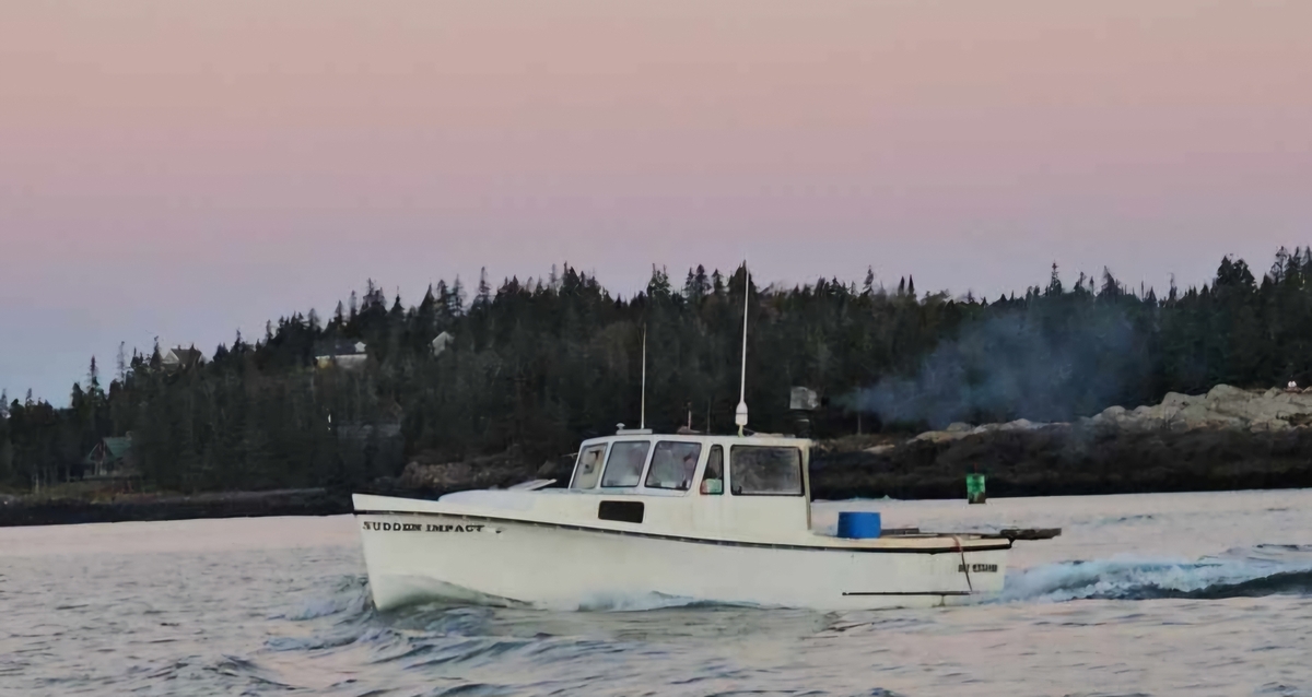 Coast Guard searching for overdue Maine boaters near Cutler