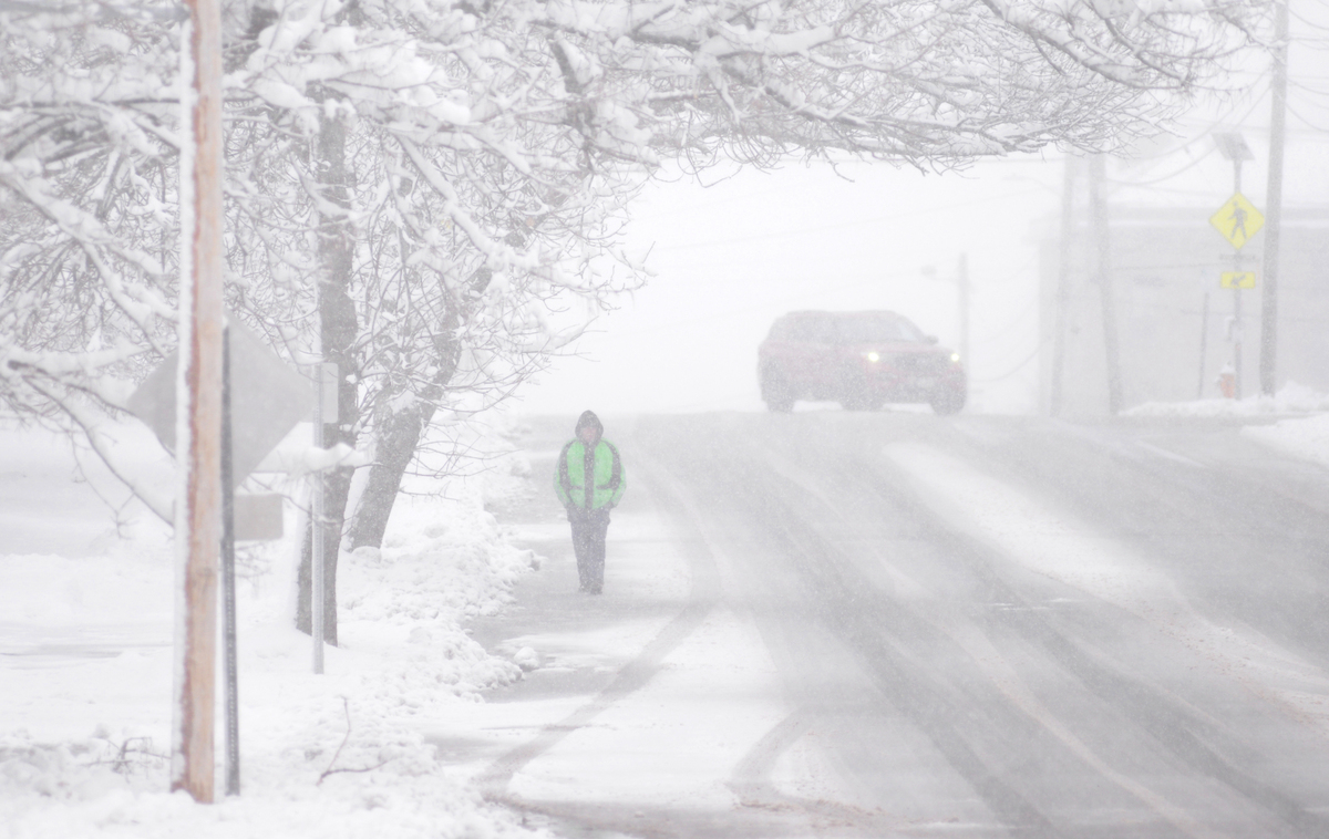 Fast-moving snow squall could bring whiteout conditions to Bangor area