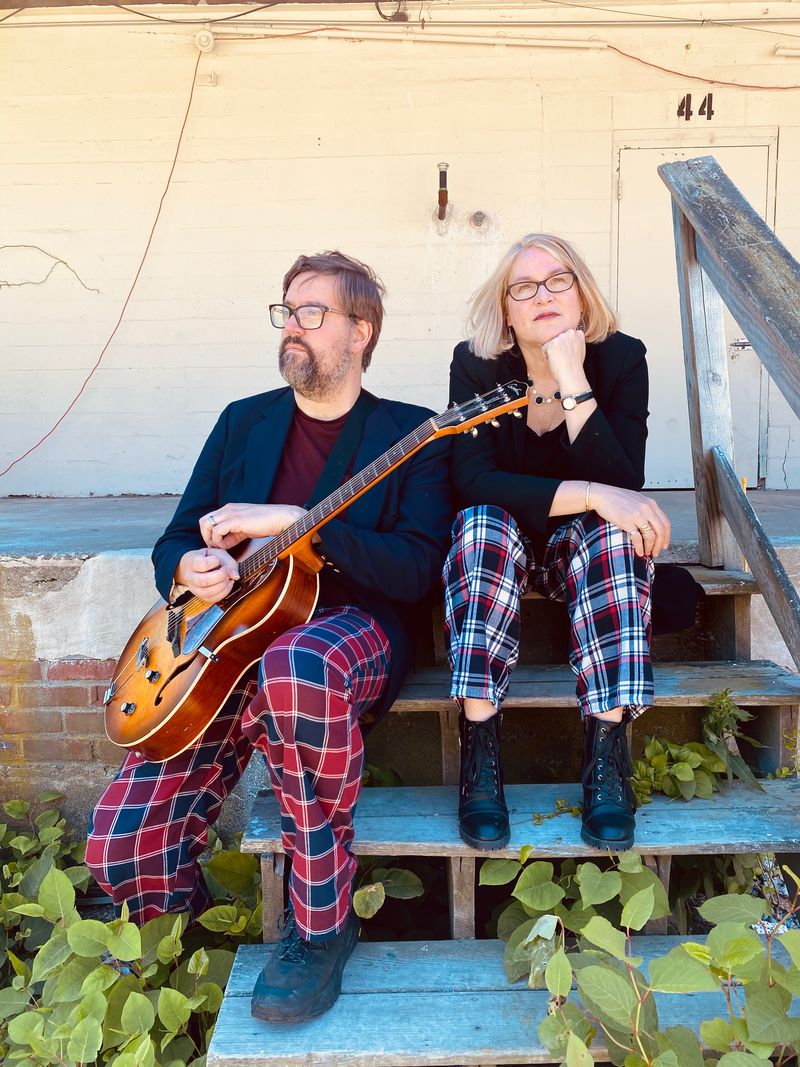 Indie-pop band Honest Mechanik hits the Wayside Grange & Theatre stage Saturday