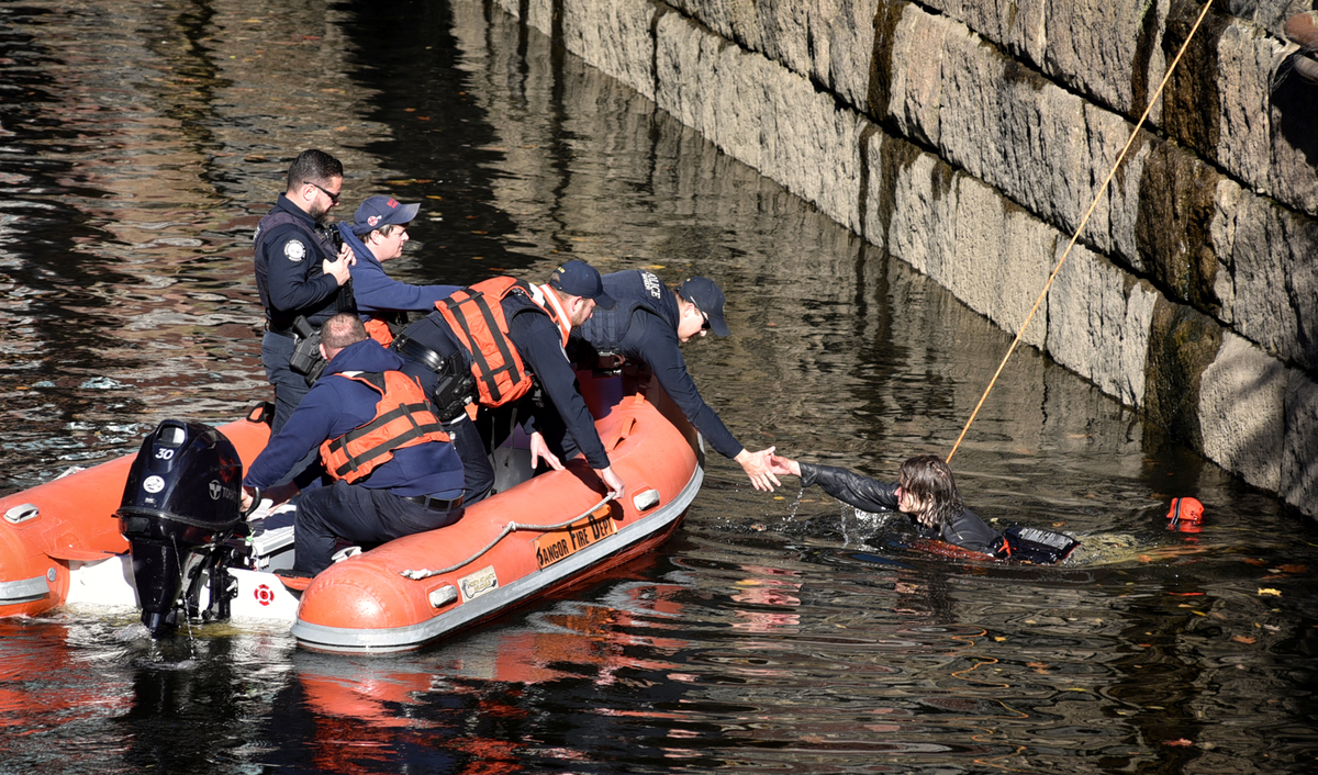 Man rescued from Kenduskeag Stream