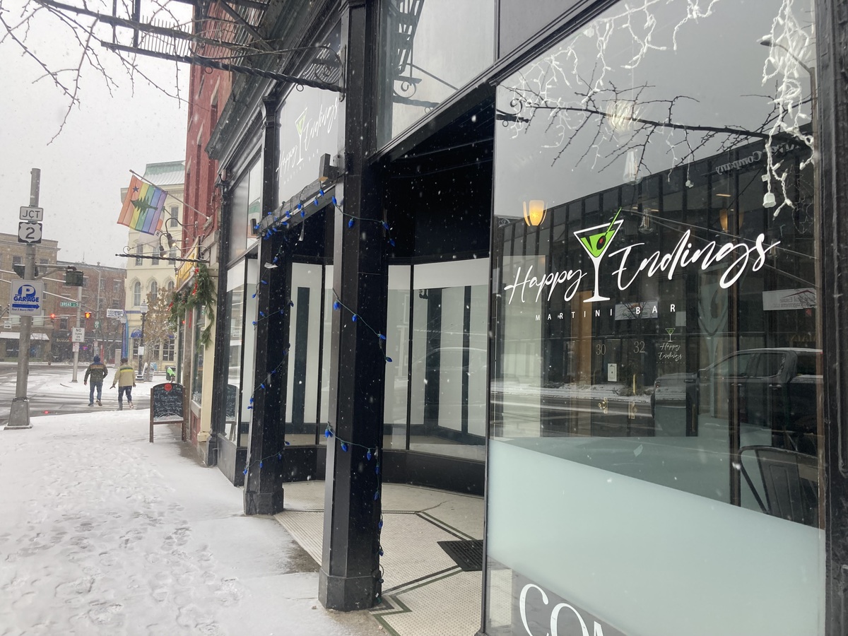 Downtown Bangor bar for sale