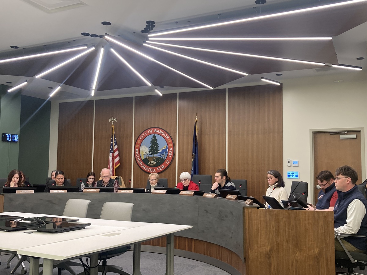 Bangor council wants plans for $75M rec center tweaked