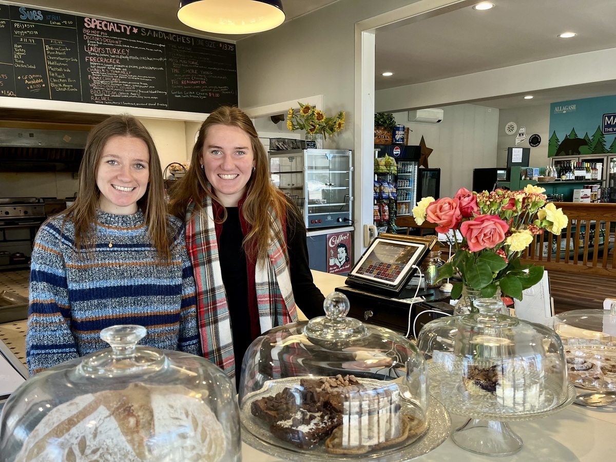 2 local sisters in their 20s take over Northport’s Bayside Store