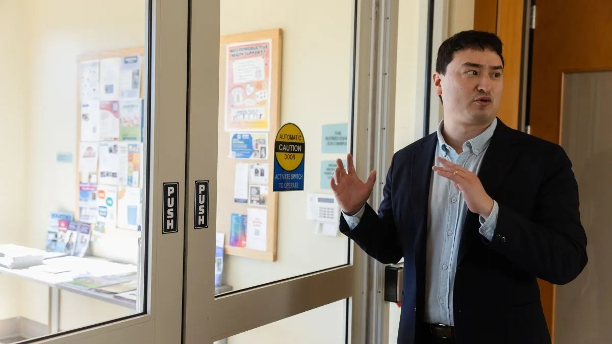 As religious tensions rise, synagogues and other houses of worship in Maine look to beef up security