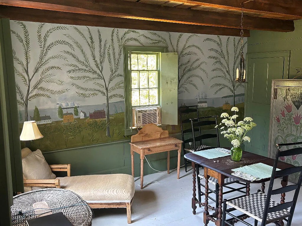 This mural-filled 1790 home used to be a Down East country club